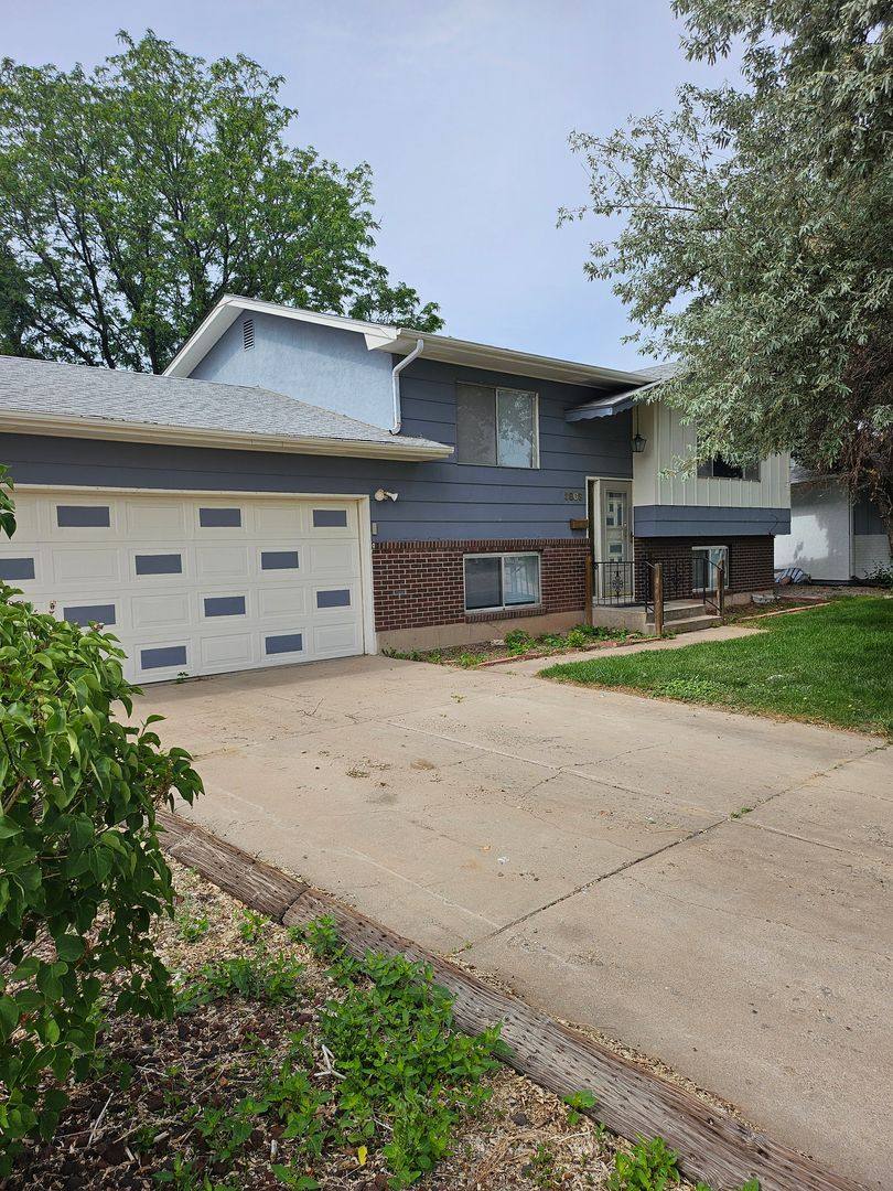 House for rent at 3808 Elmwood Circle, Pueblo, CO 81005