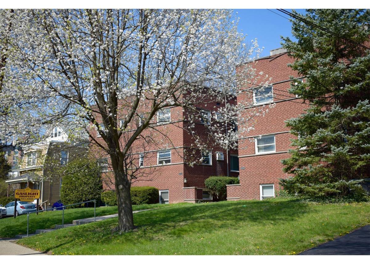 Apartment for rent at 922-926 Ludlow Ave, Cincinnati, OH 45220