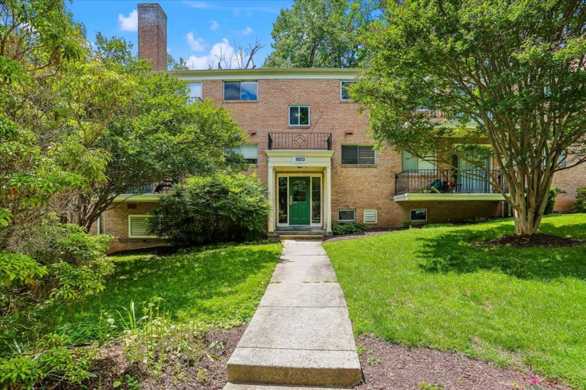 Apartment for rent at 10513 Weymouth St, Bethesda, MD 20814
