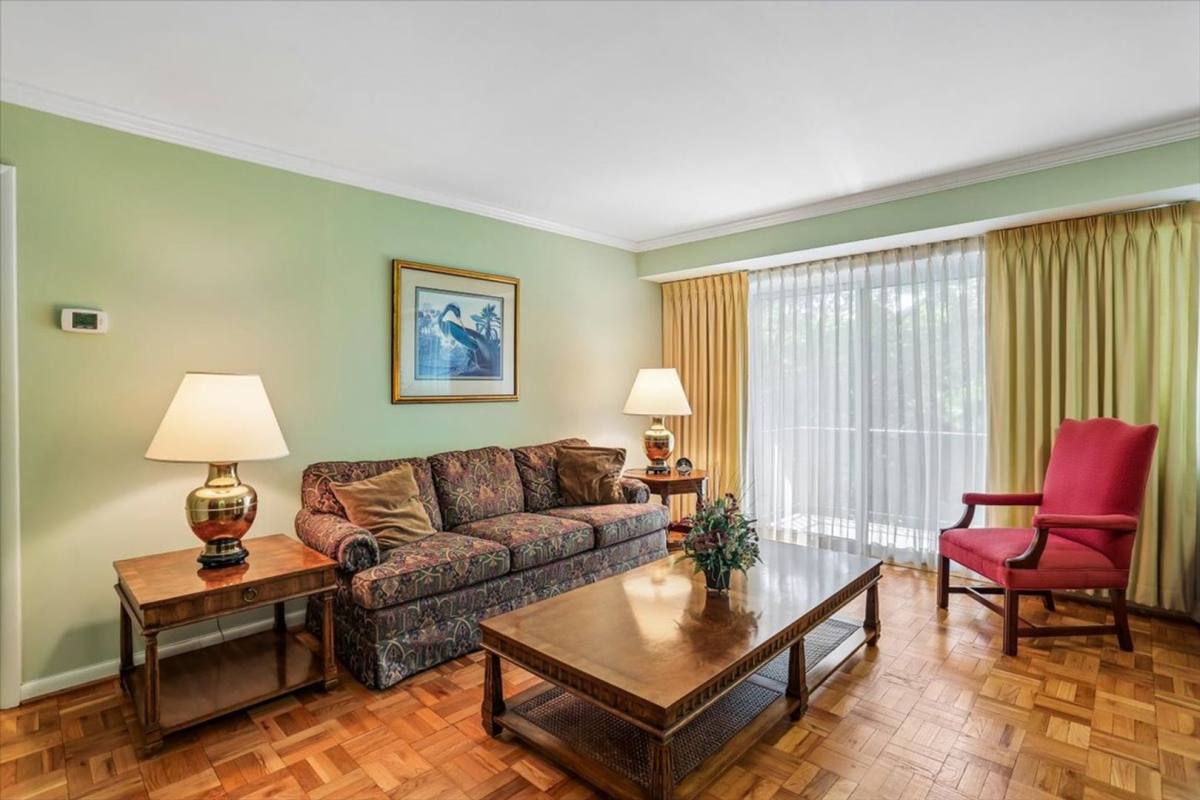Apartment for rent at 10513 Weymouth St, Bethesda, MD 20814