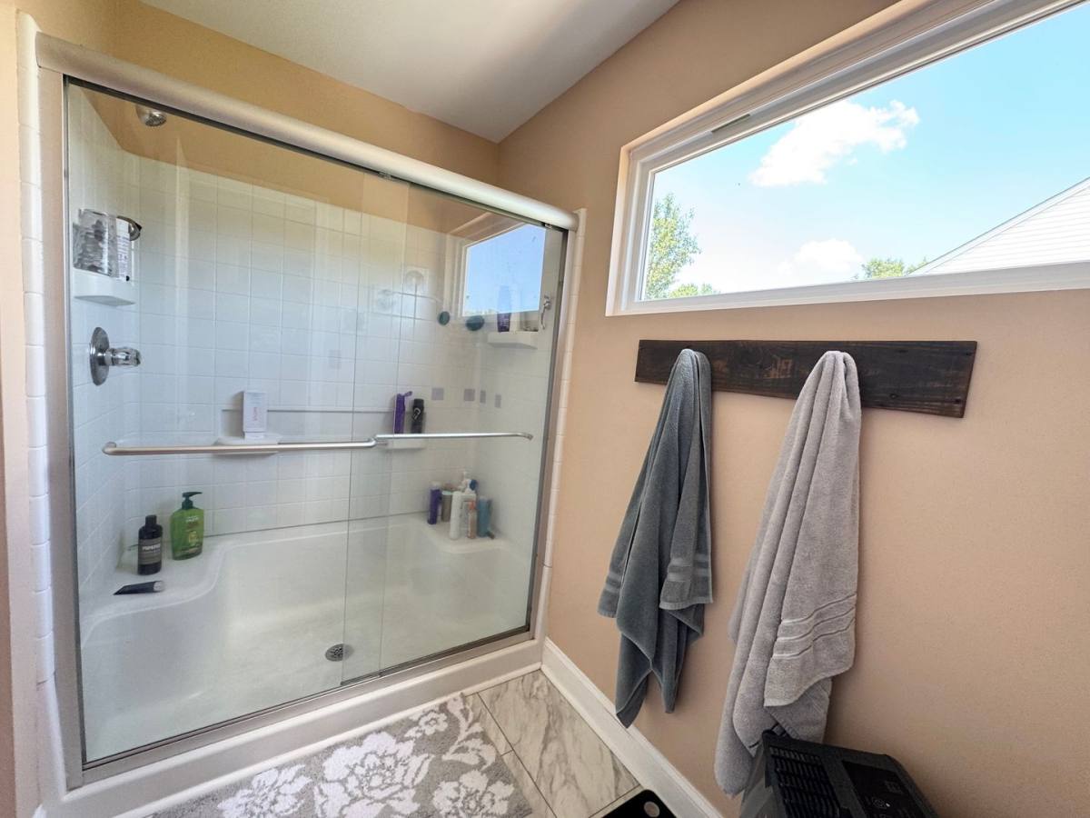 House for rent at 197 Green View Rd, Moyock, NC 27958