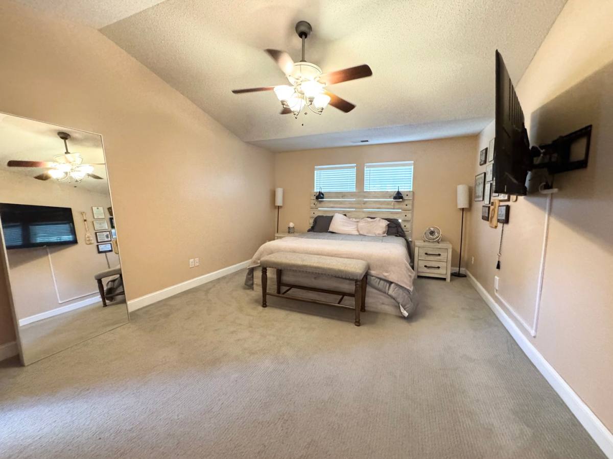 House for rent at 197 Green View Rd, Moyock, NC 27958