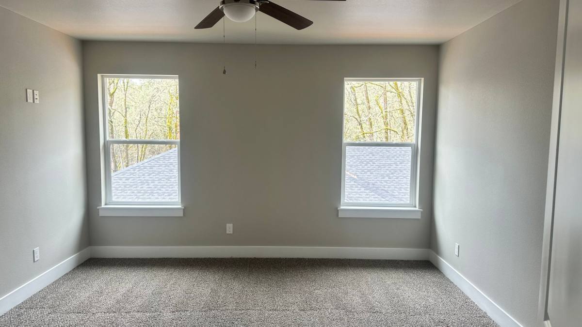 Apartment for rent at 1152 & 1154 Rifle Range, Roseburg, OR 97470
