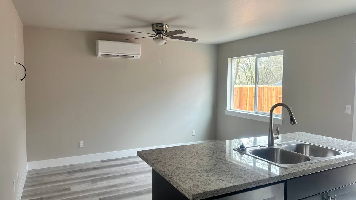 Apartment for rent at 1152 & 1154 Rifle Range, Roseburg, OR 97470