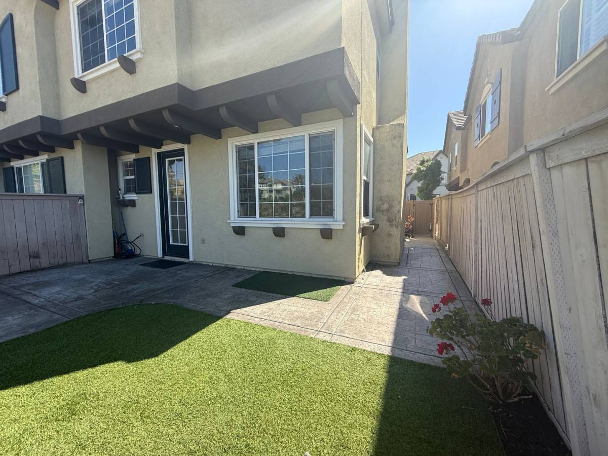 House for rent at 1357 Burgundy Dr, Chula Vista, CA 91913