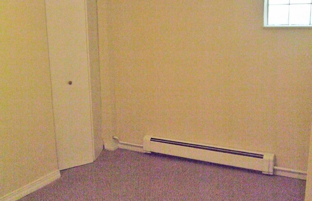 Apartment for rent at 353 McAlpin Ave, Cincinnati, OH 45220