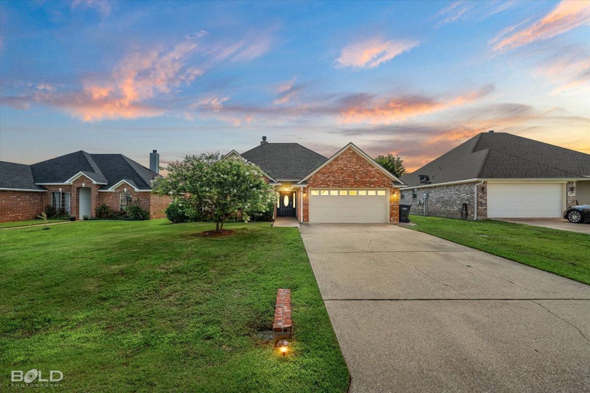 House for rent at 4113 Courtland Way, Benton, LA 71006