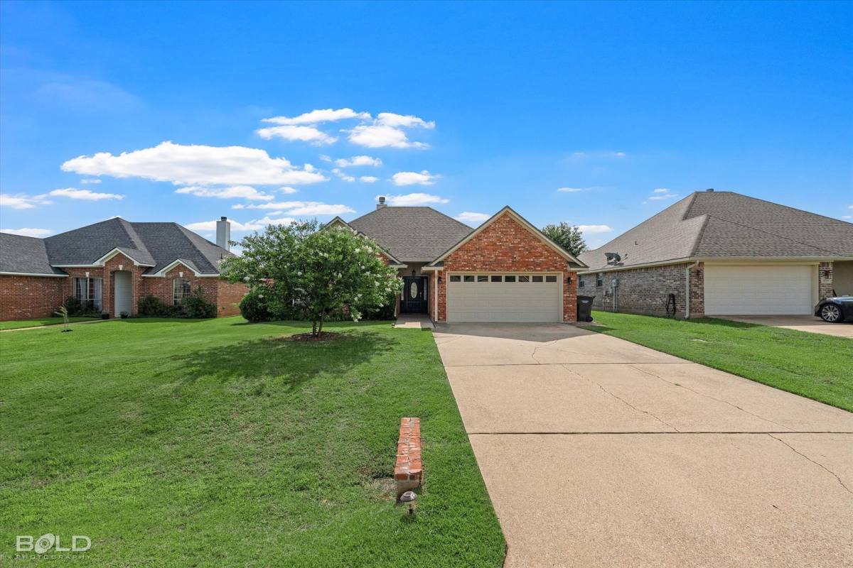 House for rent at 4113 Courtland Way, Benton, LA 71006