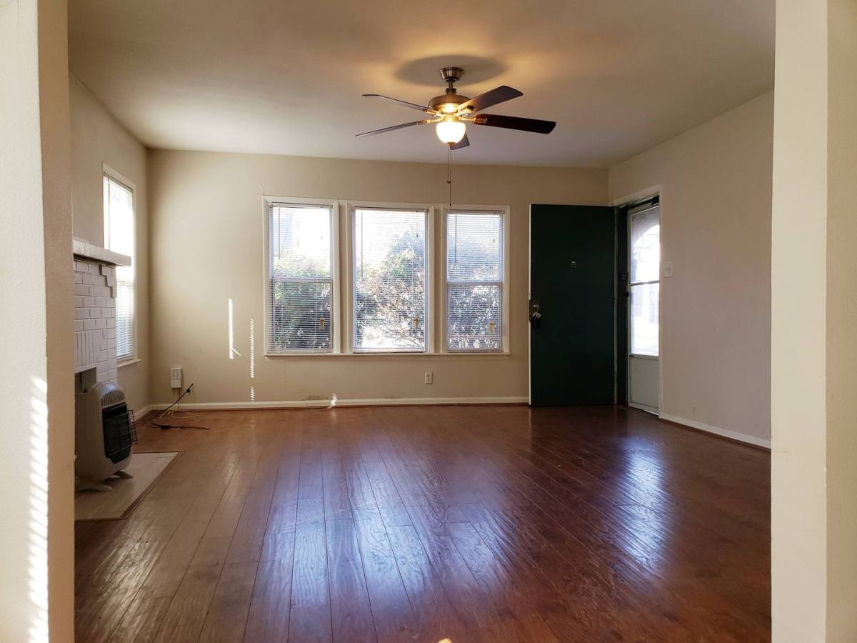 Apartment for rent at 6038-40 Victor St, Dallas, TX 75214