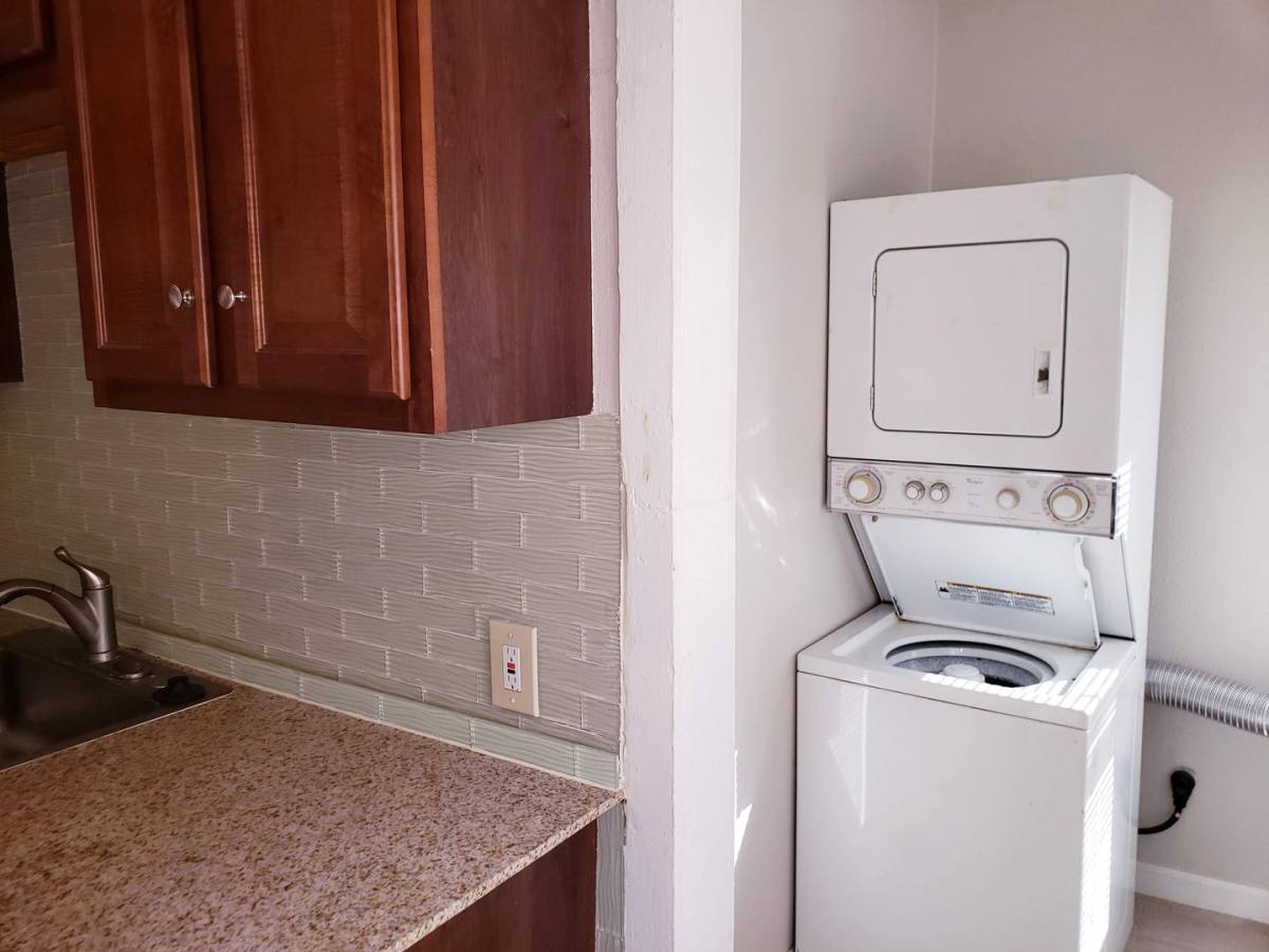 Apartment for rent at 6038-40 Victor St, Dallas, TX 75214