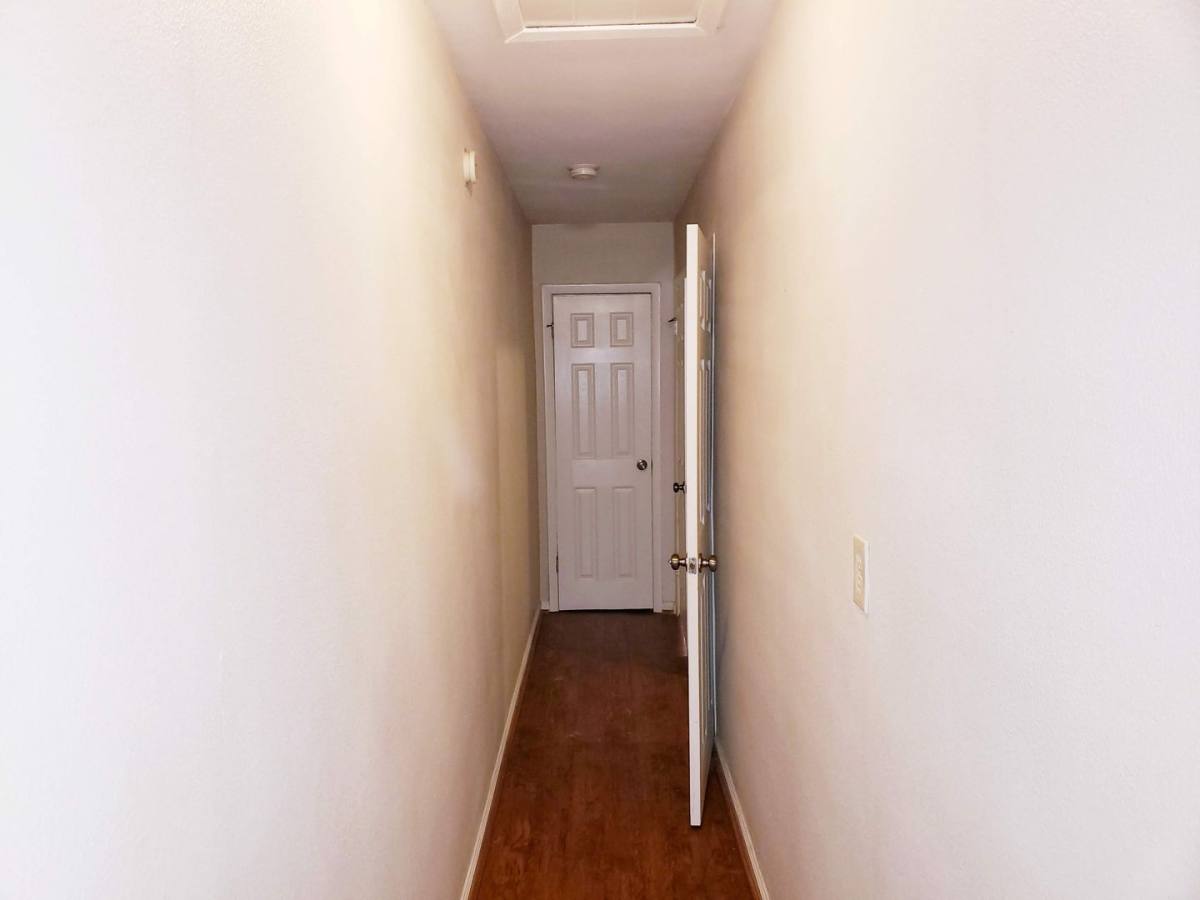 Apartment for rent at 6038-40 Victor St, Dallas, TX 75214