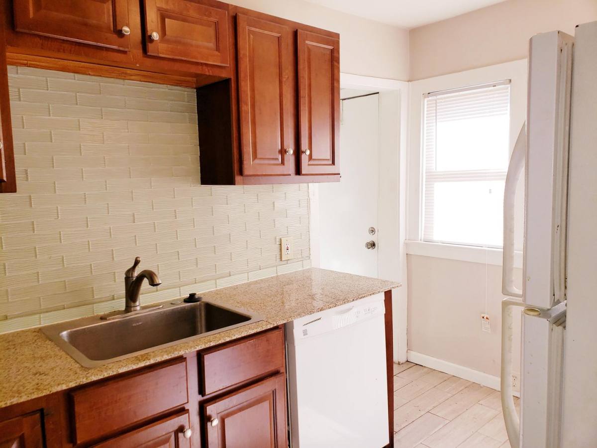 Apartment for rent at 6038-40 Victor St, Dallas, TX 75214