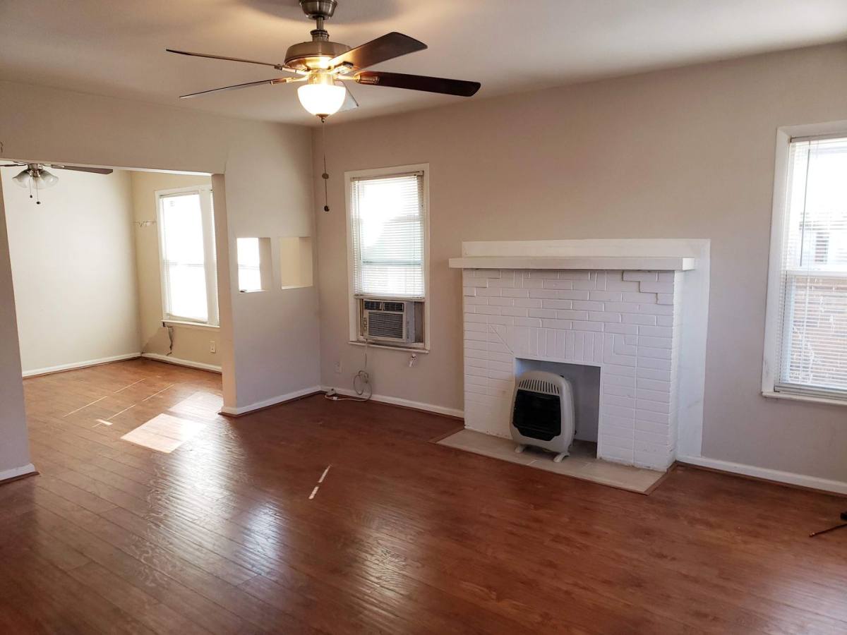 Apartment for rent at 6038-40 Victor St, Dallas, TX 75214