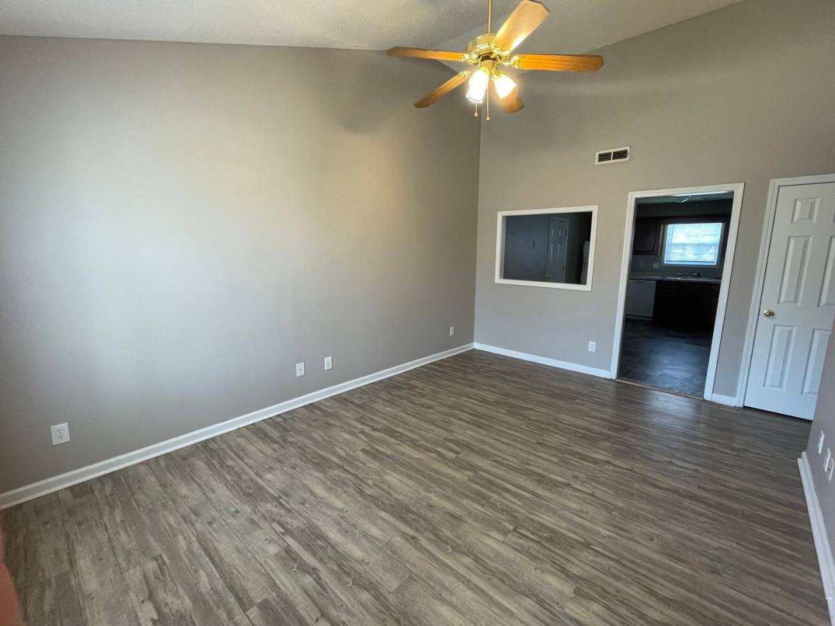 House for rent at 1031 McClardy Rd, Clarksville, TN 37042