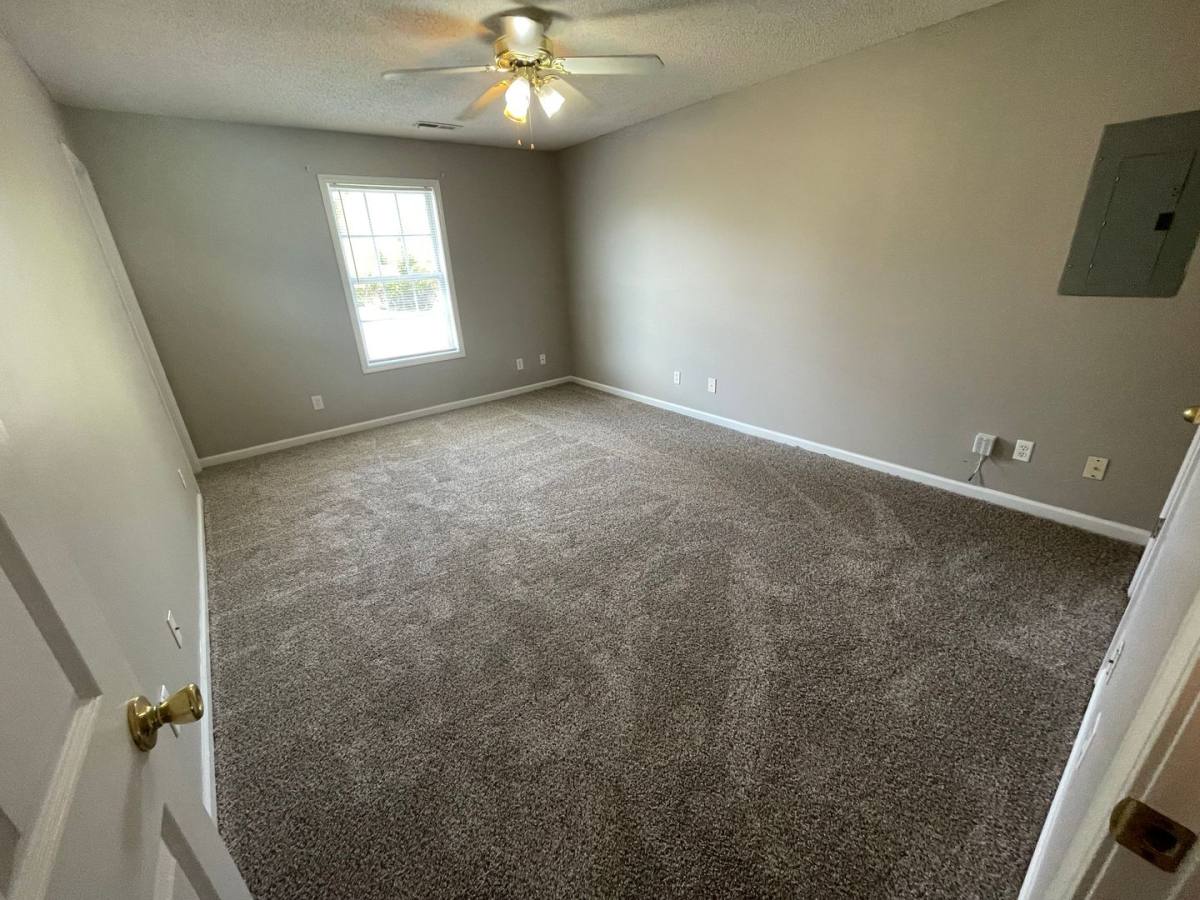 House for rent at 1031 McClardy Rd, Clarksville, TN 37042