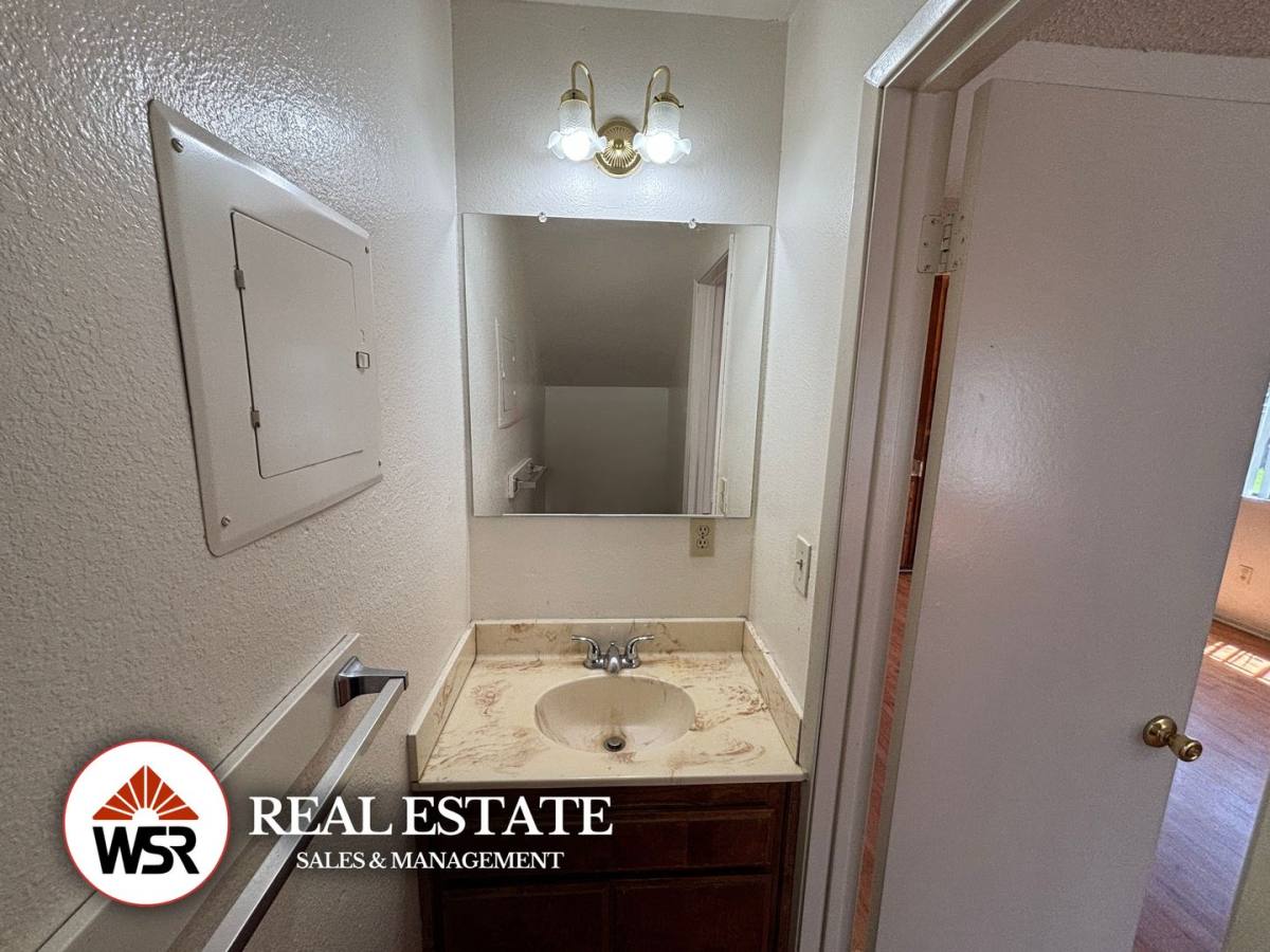 Apartment for rent at 1960, 1962, 1964, 1966 W Linden St, Riverside, CA 92507