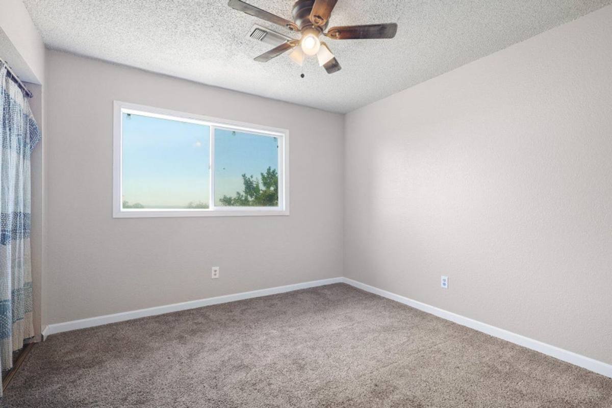 House for rent at 22641 River View Dr, Cottonwood, CA 96022