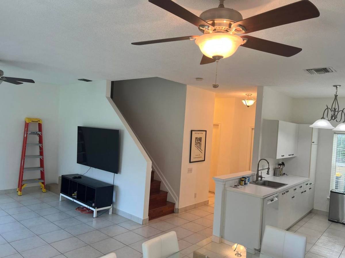 Townhouse for rent at 4878 SW 32nd, Fort Lauderdale, FL 33312