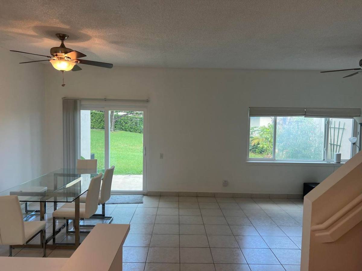 Townhouse for rent at 4878 SW 32nd, Fort Lauderdale, FL 33312