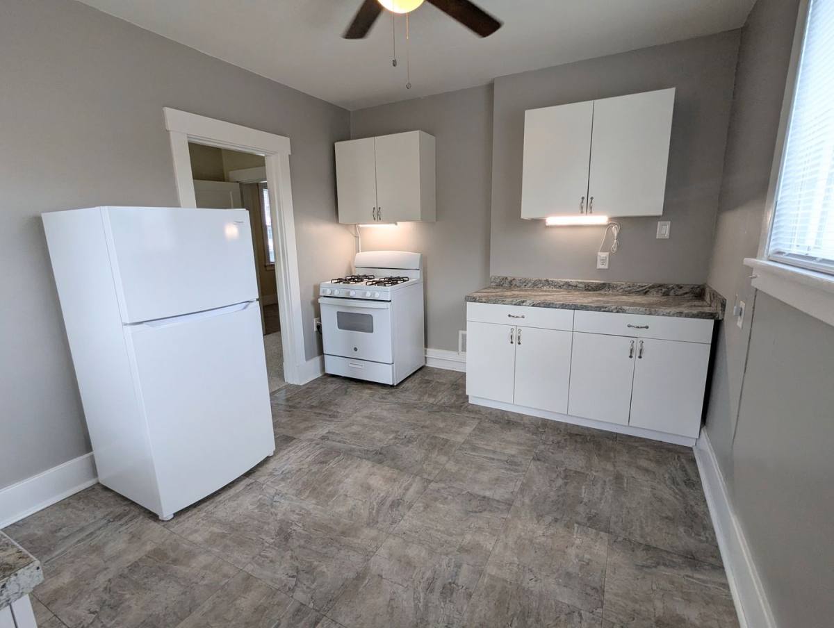Apartment for rent at 2104 W St, Homestead, PA 15120