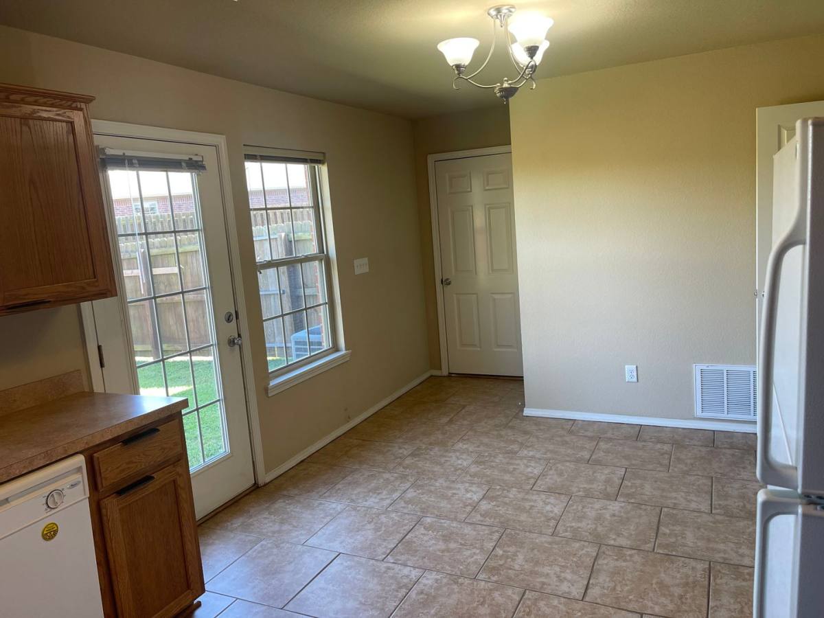 Apartment for rent at 2800-2809 Wharton Circle, Fort Smith, AR 72901