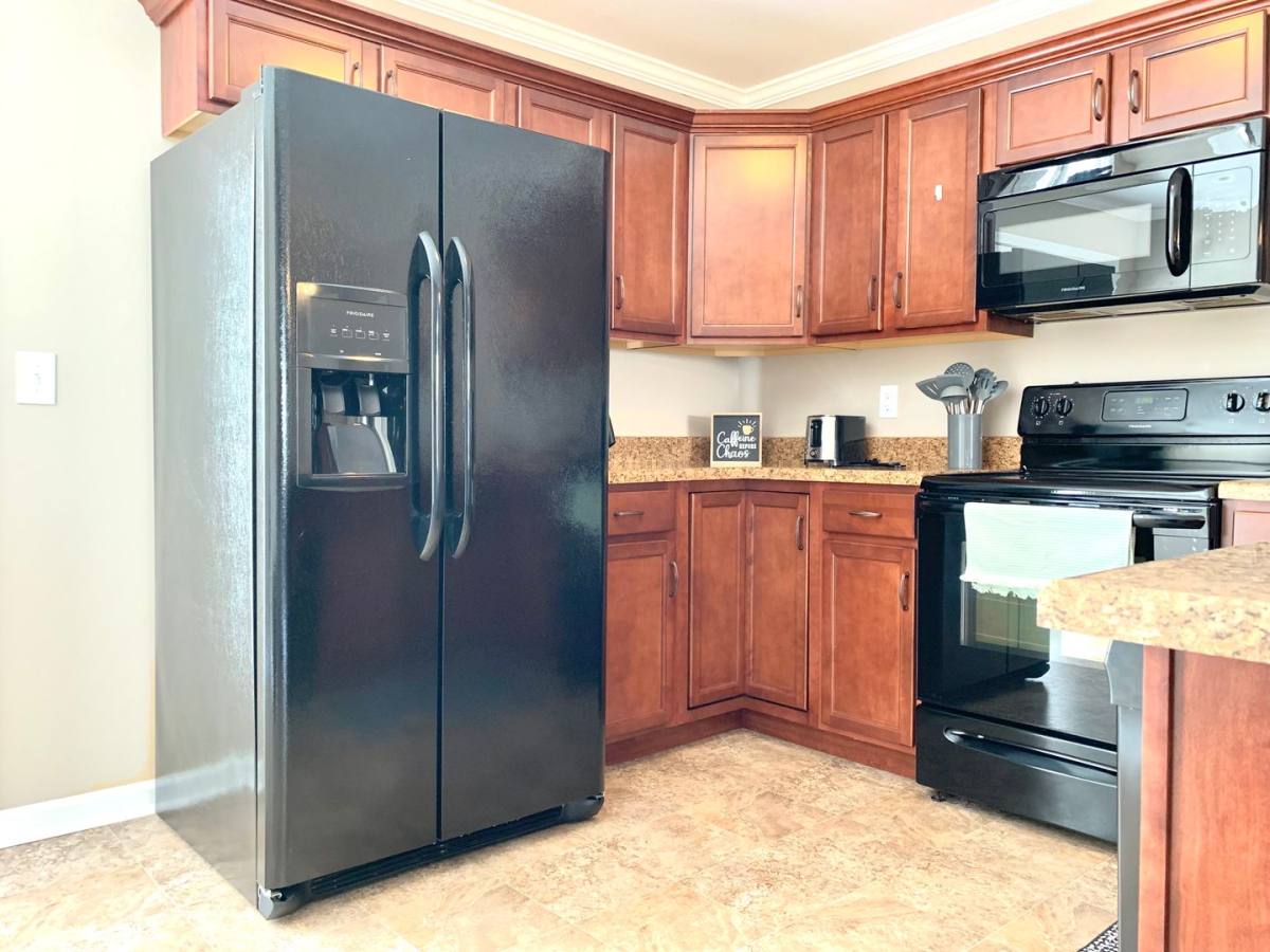 Townhouse for rent at 308 Sam Houston Circle, Clarksville, TN 37040