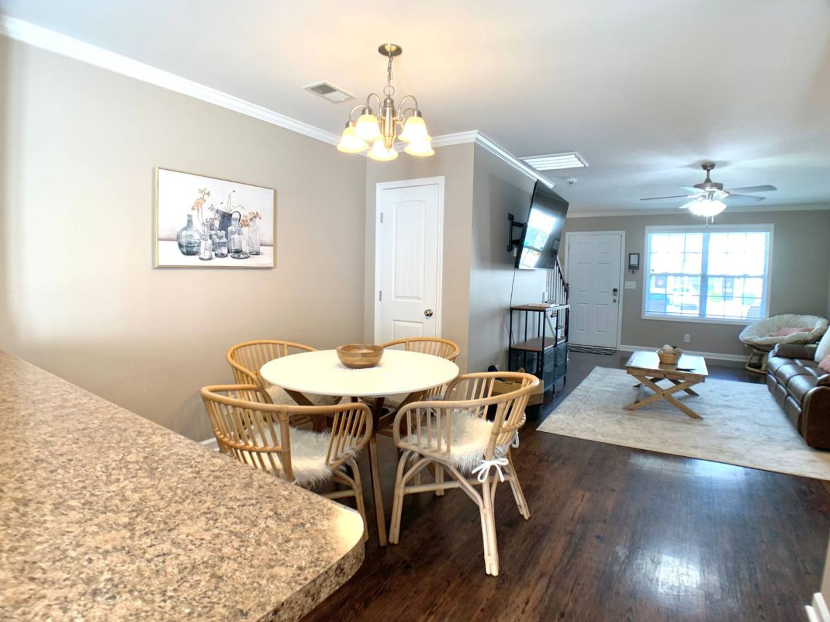 Townhouse for rent at 308 Sam Houston Circle, Clarksville, TN 37040