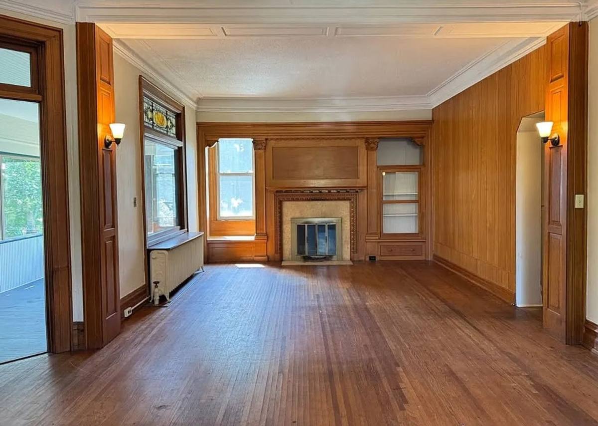 Apartment for rent at 205 N 18th Ave E, Duluth, MN 55812