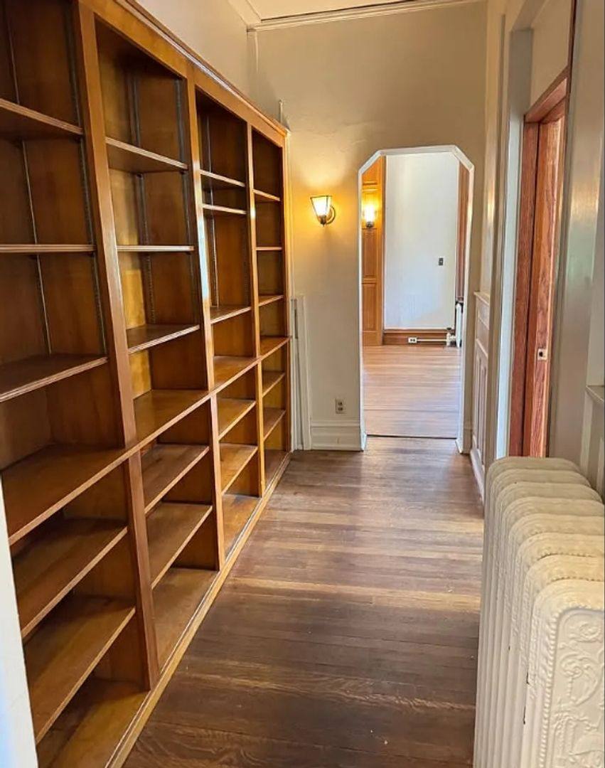 Apartment for rent at 205 N 18th Ave E, Duluth, MN 55812