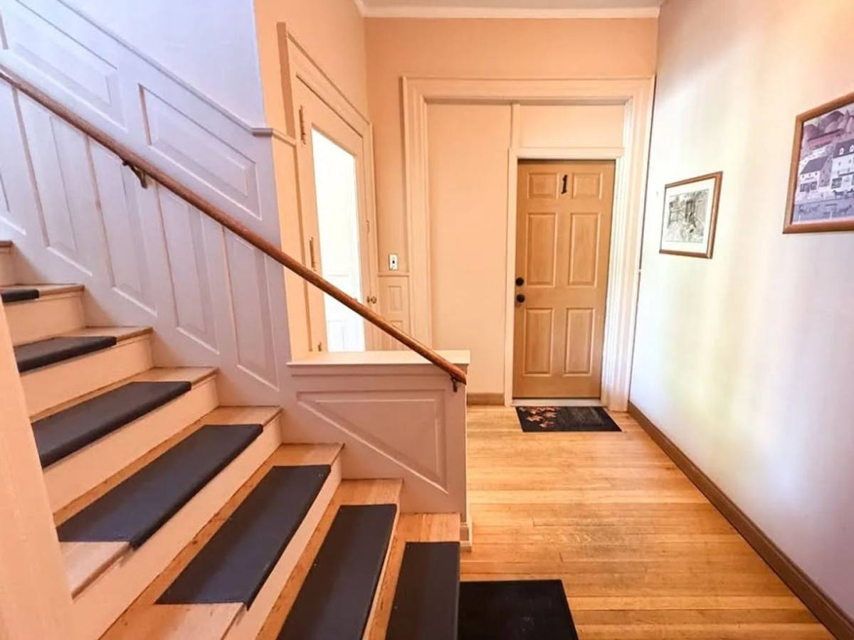 Apartment for rent at 205 N 18th Ave E, Duluth, MN 55812