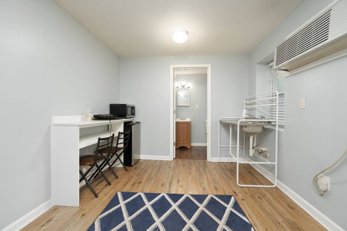 Apartment for rent at 970 Hubbard St SW, Atlanta, GA 30310
