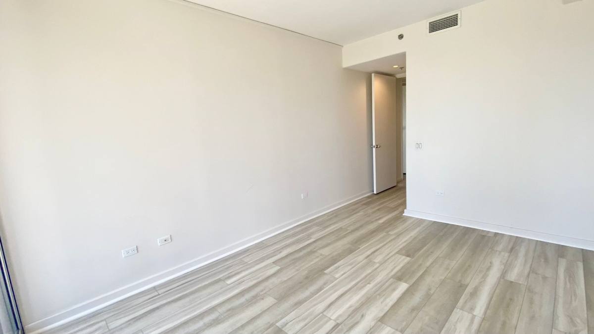 Condo for rent at 1 Keahole Place, Honolulu, HI 96825
