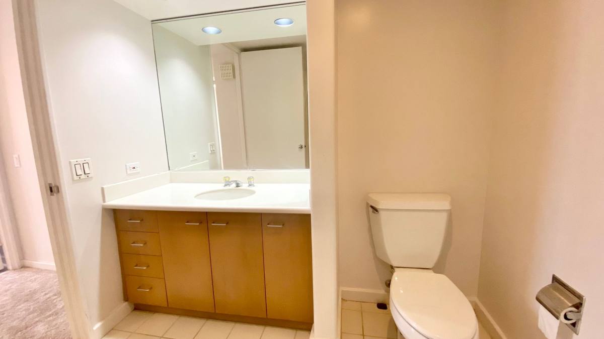 Condo for rent at 1 Keahole Place, Honolulu, HI 96825
