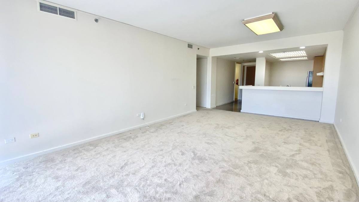 Condo for rent at 1 Keahole Place, Honolulu, HI 96825