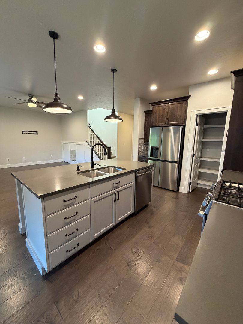 House for rent at 2517 E Ashlar Dr, Meridian, ID 83642