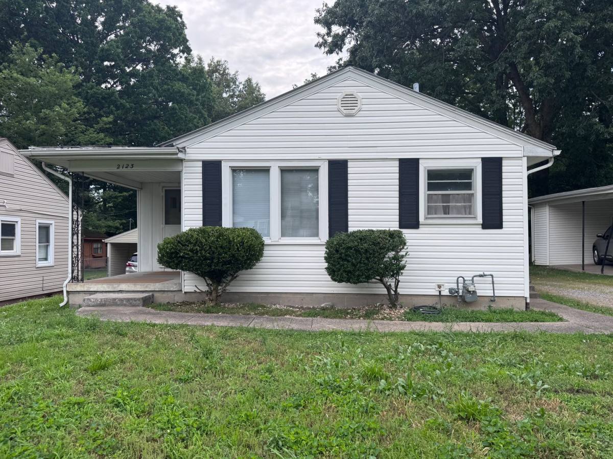 House for rent at 2123 Madison St, Paducah, KY 42001