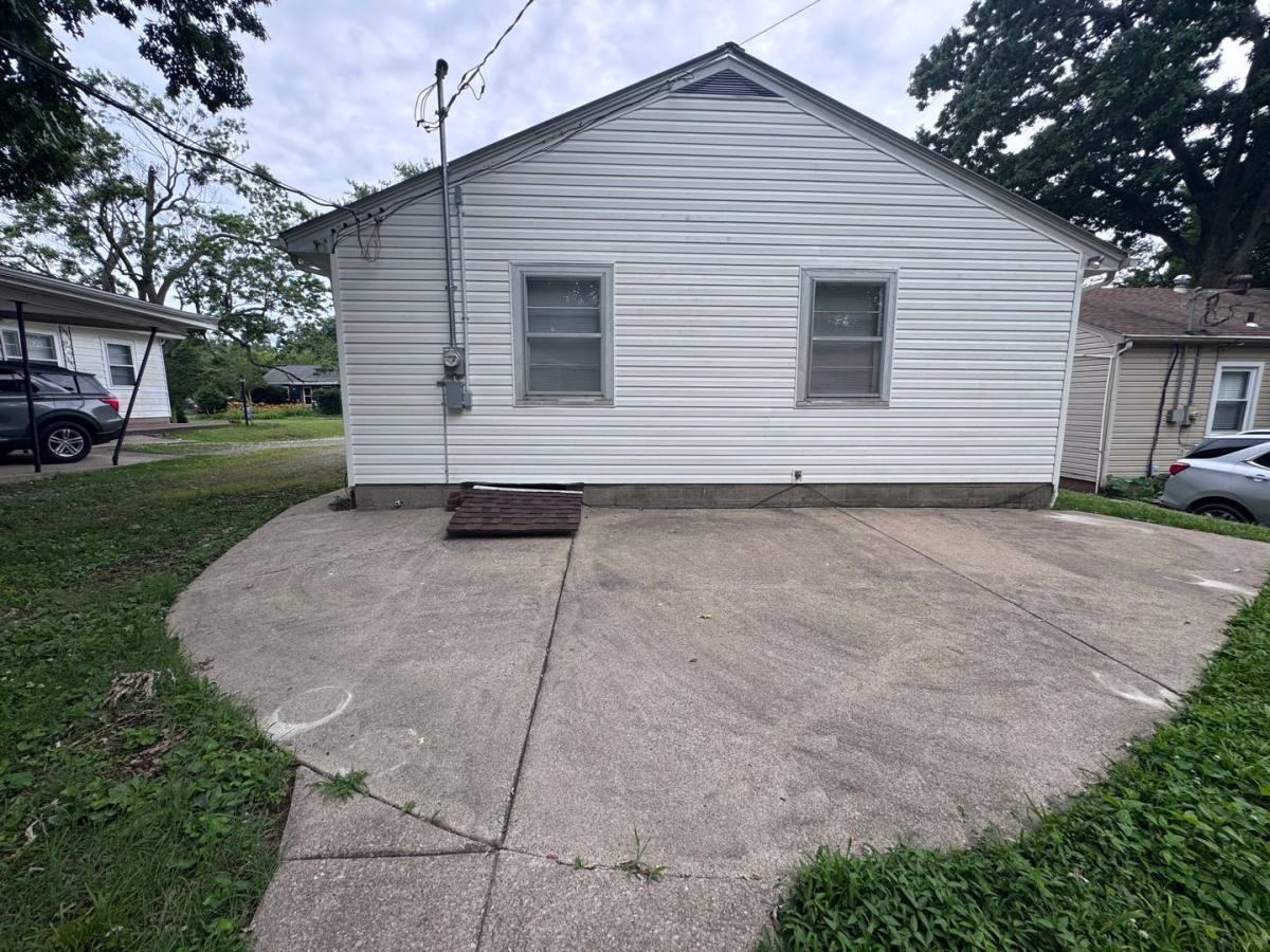 House for rent at 2123 Madison St, Paducah, KY 42001