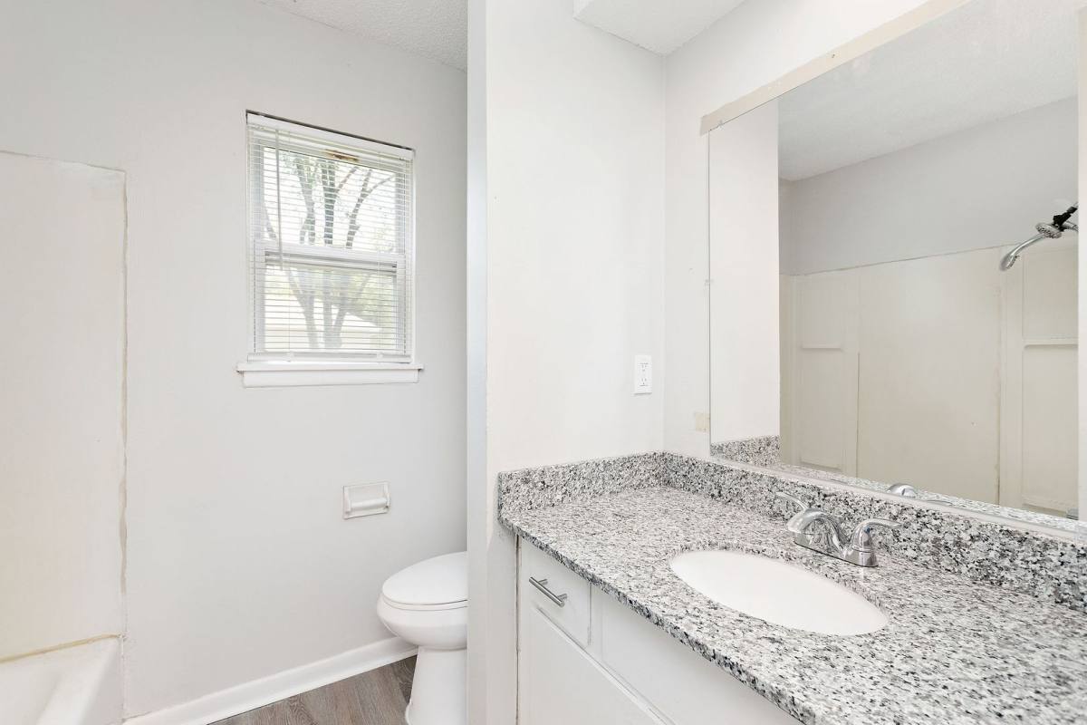 Townhouse for rent at 221 E Washington St #A, Belton, MO 64012