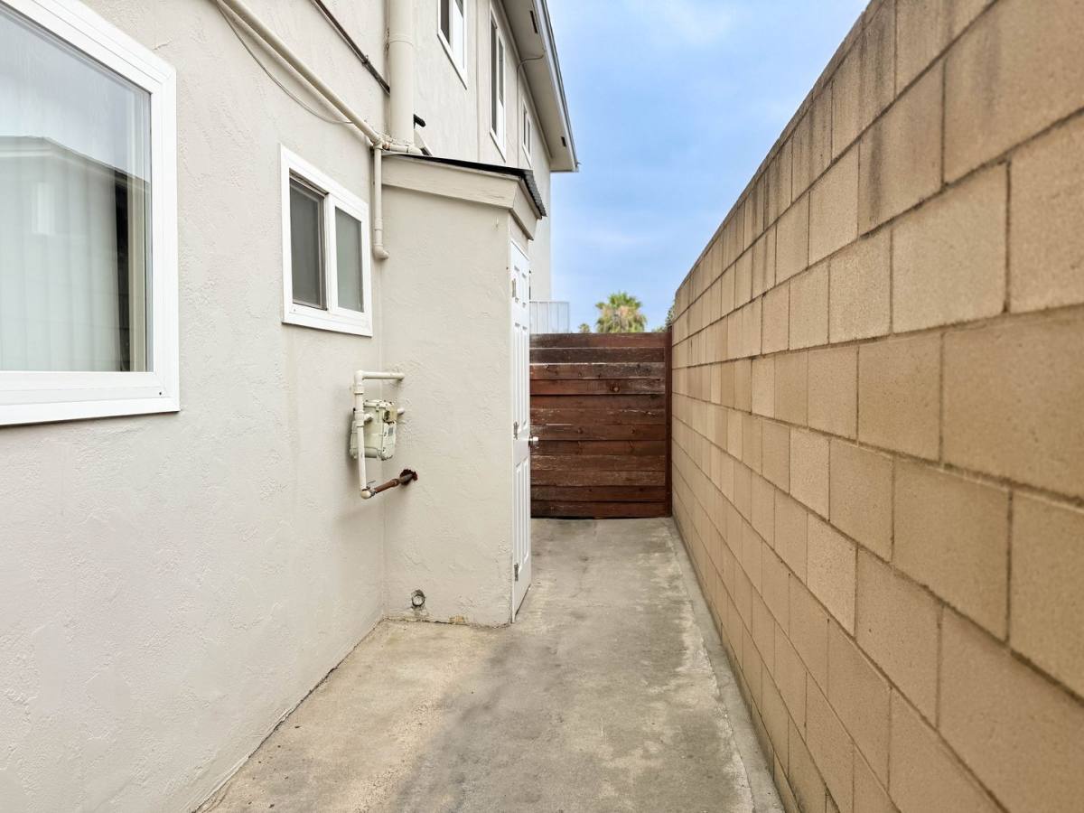 Apartment for rent at 6625 - 6631 1 2 Amherst St, San Diego, CA 92115