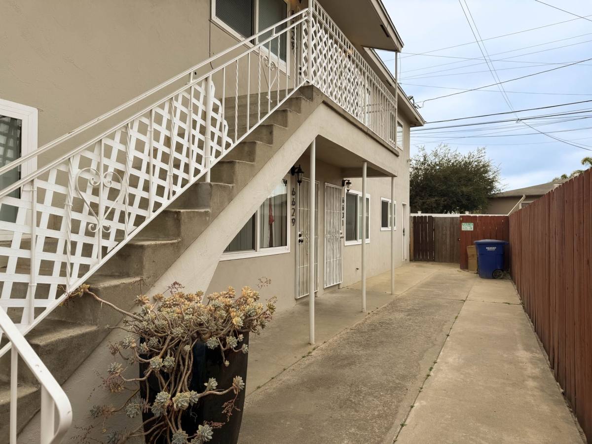 Apartment for rent at 6625 - 6631 1 2 Amherst St, San Diego, CA 92115
