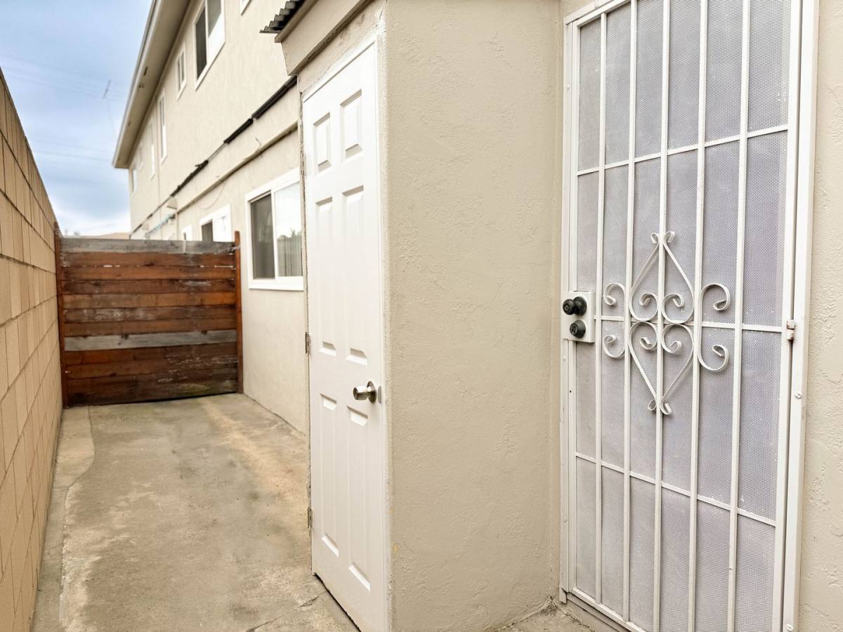 Apartment for rent at 6625 - 6631 1 2 Amherst St, San Diego, CA 92115