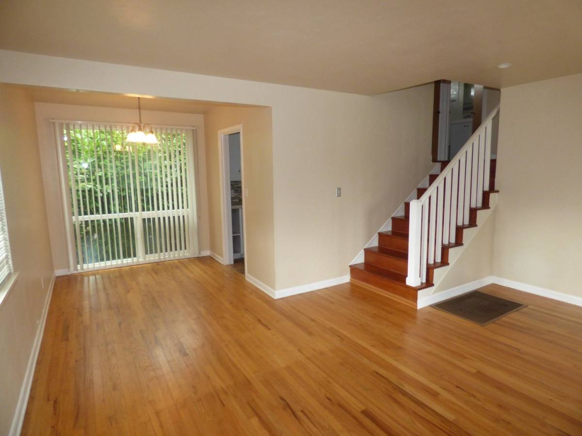 Apartment for rent at 955-985 Fir St S, Salem, OR 97302