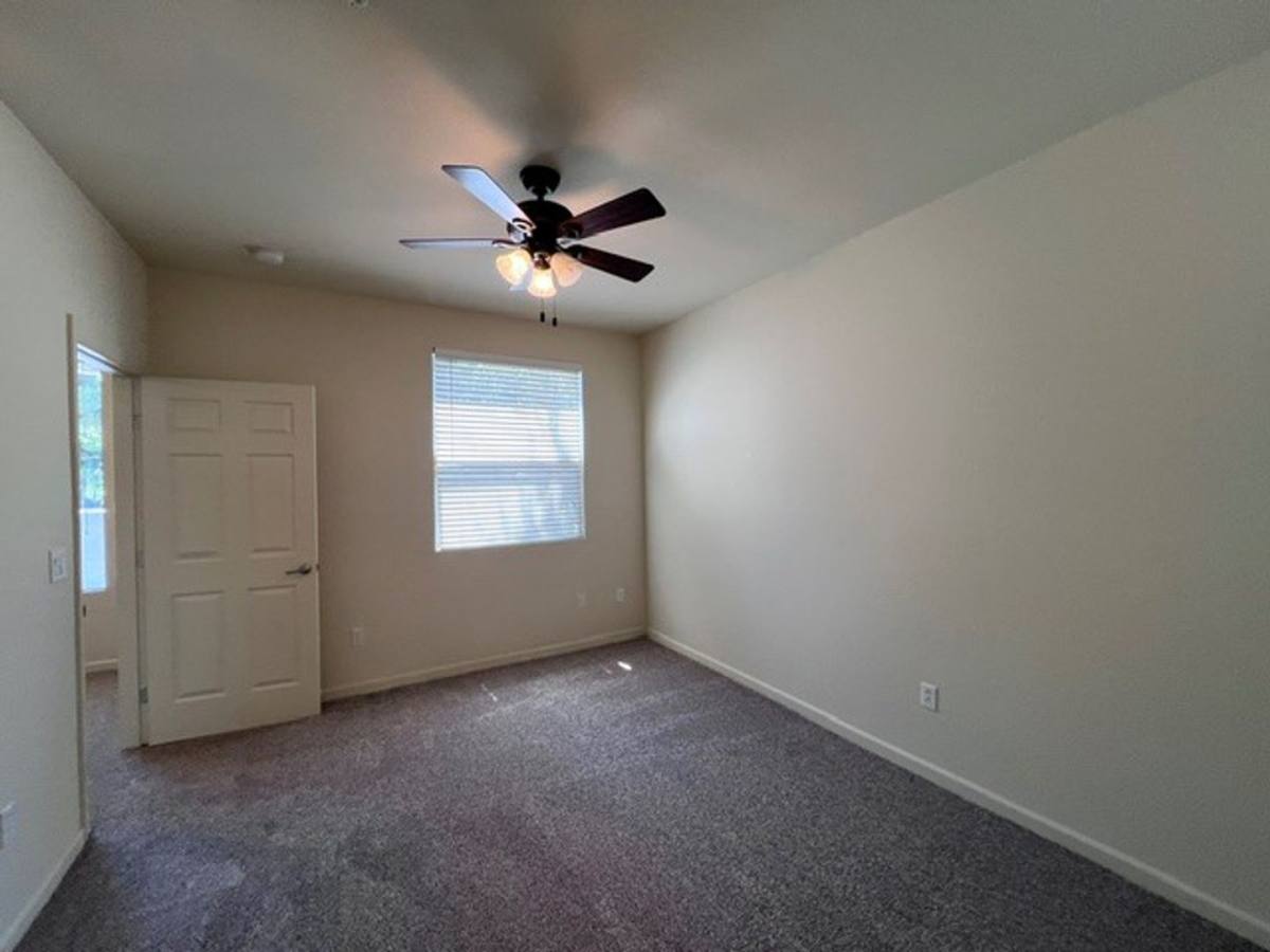 Condo for rent at 5201 Laguna Oaks Dr, Elk Grove, CA 95758