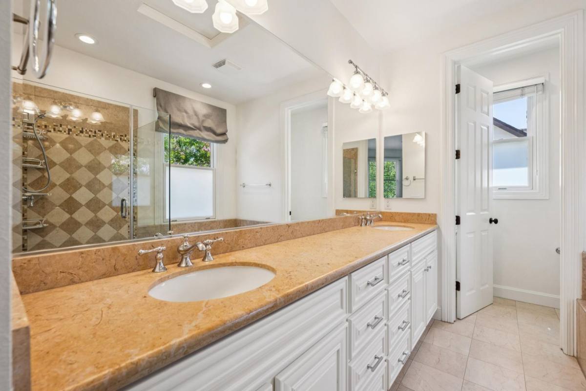 House for rent at 909 Ramona St, Palo Alto, CA 94301