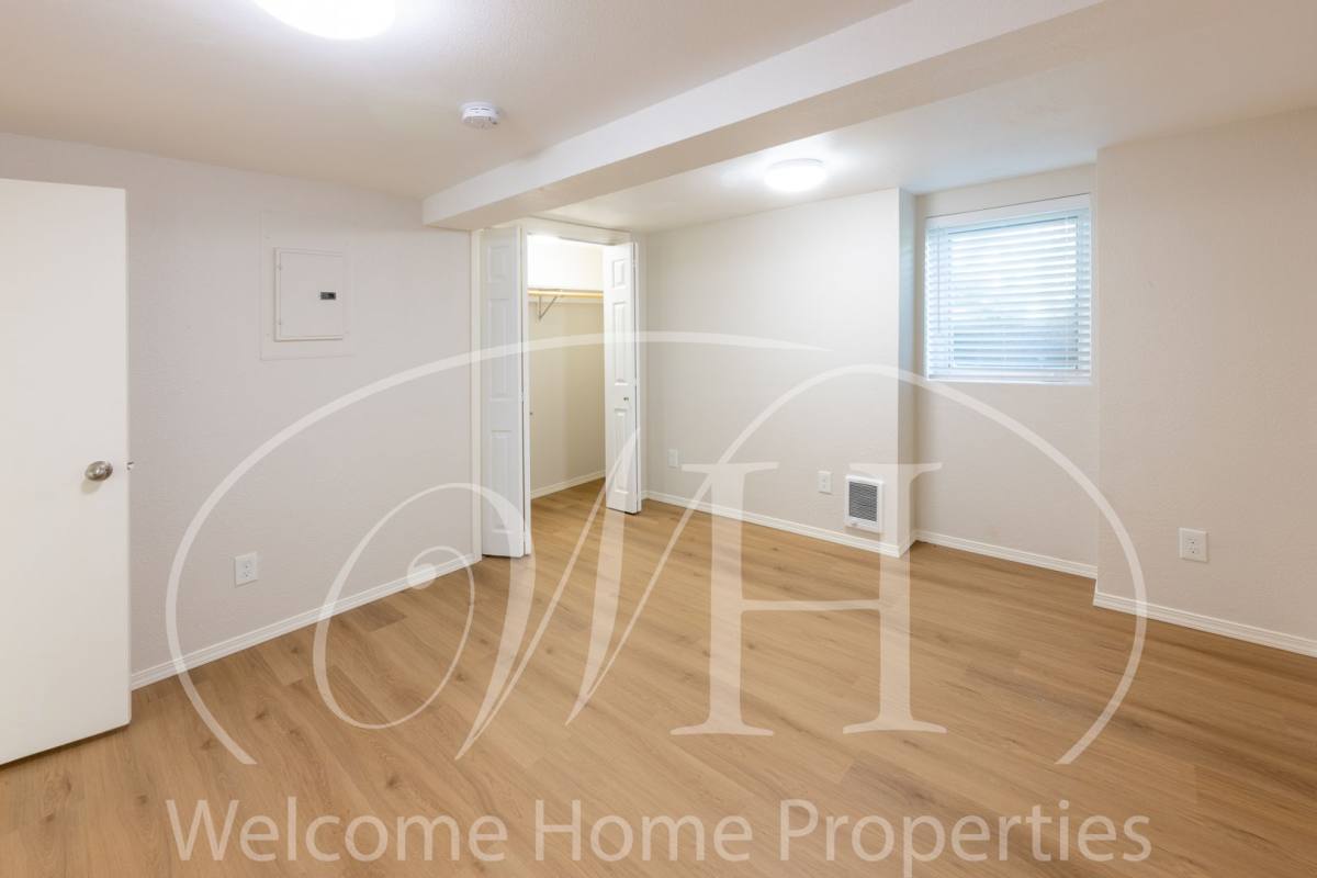 Apartment for rent at 37 NW Evans Ave, College Place, WA 99324