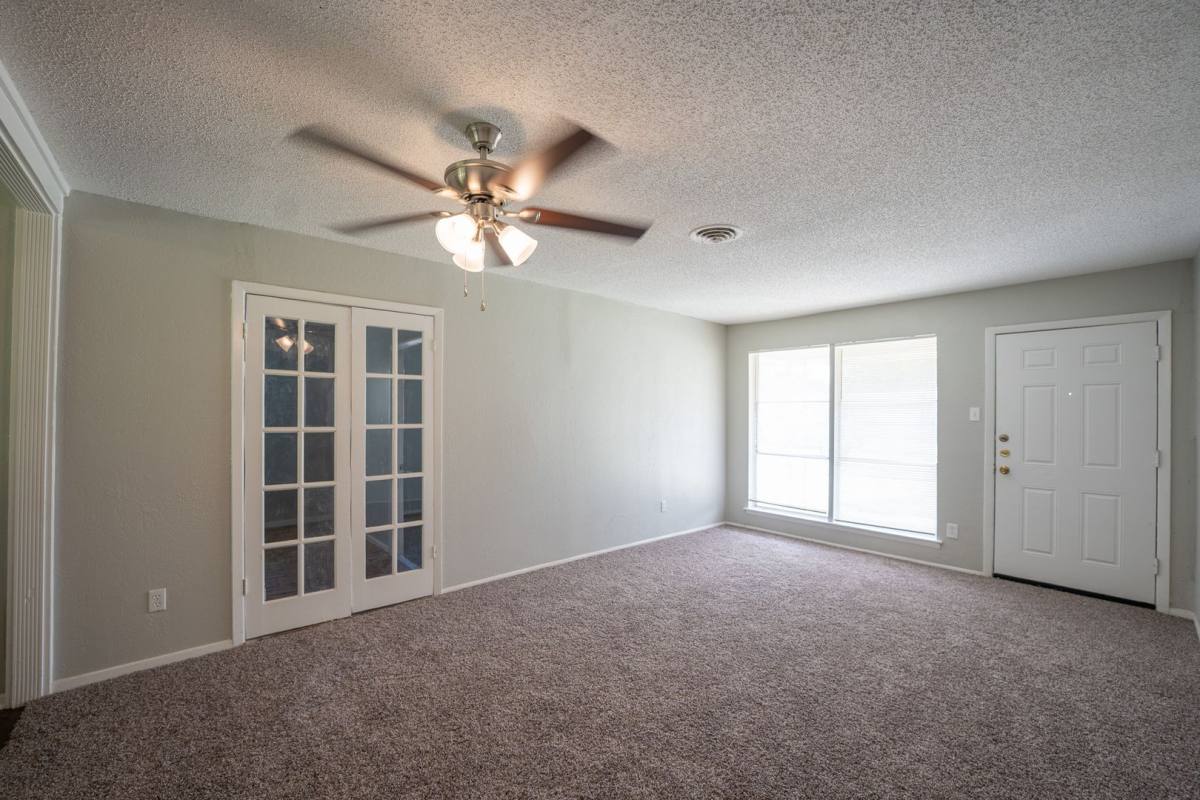 House for rent at 3057 Dogwood Dr, Mesquite, TX 75150