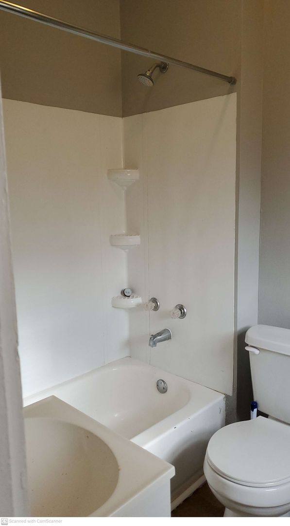 House for rent at 237 Park St, Xenia, OH 45385