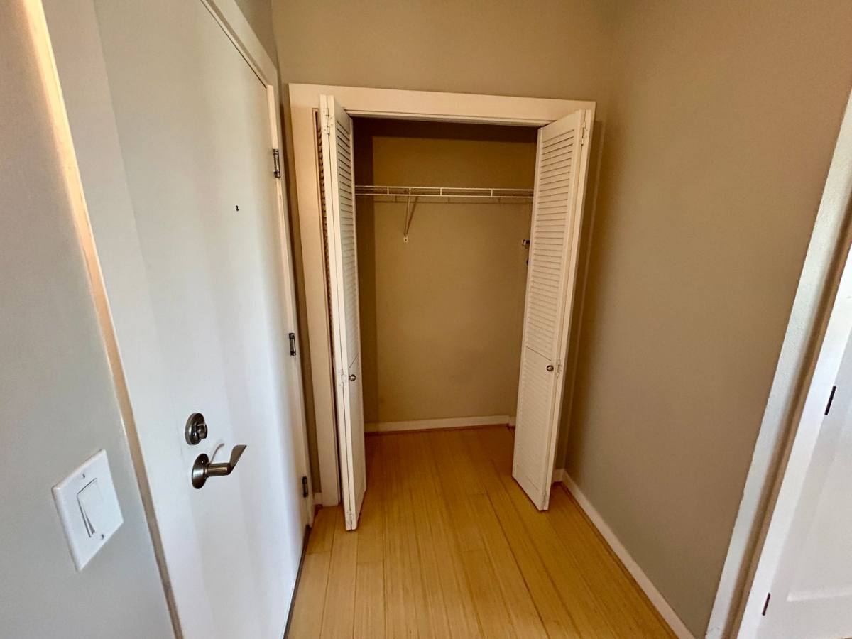 Apartment for rent at 1026 NE 65th St, Seattle, WA 98115