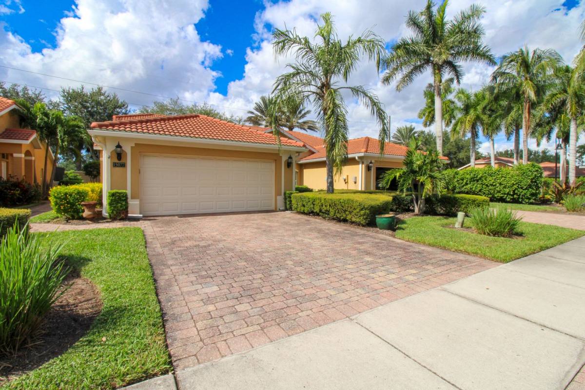 House for rent at 15077 Cortona Way, Naples, FL 34120