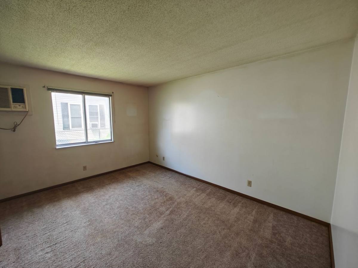 House for rent at 321-1 E Mechanic, Shelbyville, IN 46176